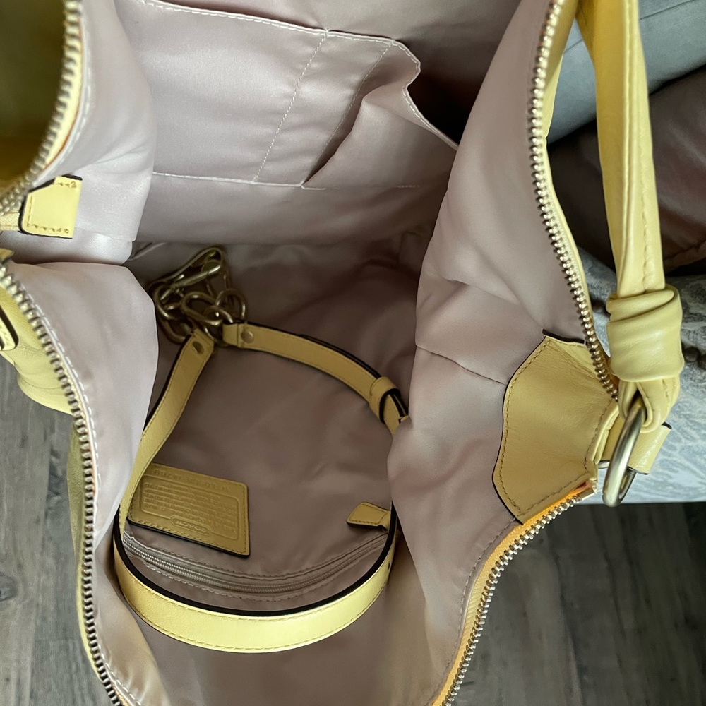 Great Condition. Only Used Once. May Even Be Cons… - image 3